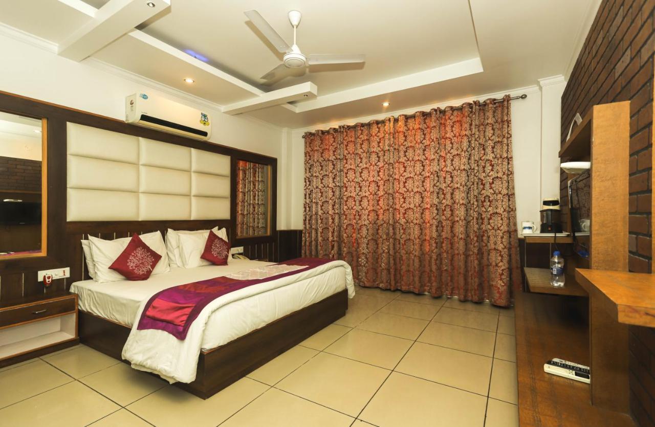 Hotel Pong View Dharamshala Extérieur photo